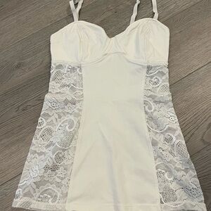 Aritzia Tank Top Elegant Lace Trim